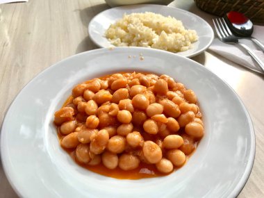 Pilav / Pilaf / Kuru Fasulye ile Türk Kuru Fasulyeleri.