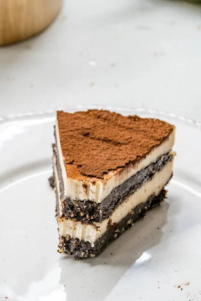 Vegan Dessert Tiramisu Met Date Fruit Paste Cashew Cream Kokosmelk — Stockfoto