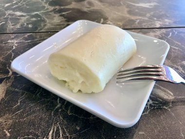 Türk Tatlısı Tavuk Gogsu / Tavuk Göğüs Süt Kreması Pudingi. Geleneksel Yemek.