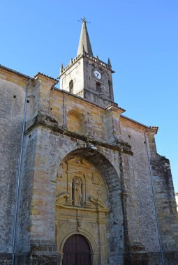 Kilise Comillas Cantabria İspanya
