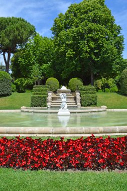 Halka açık parkta su kaynağı, Barcelona