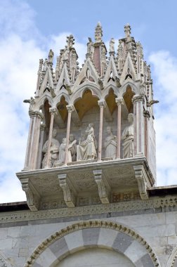 Pisa 'da anıtsal Camposanto duvarının ayrıntıları