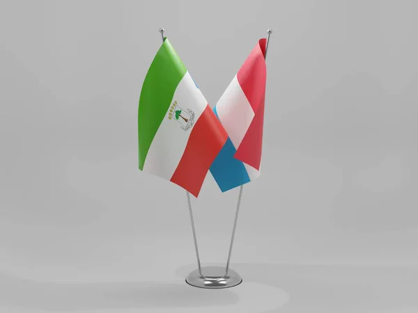 Luxemburg Flaggen Für Die Zusammenarbeit Mit Äquatorialguinea Weißer Hintergrund Render — Stockfoto