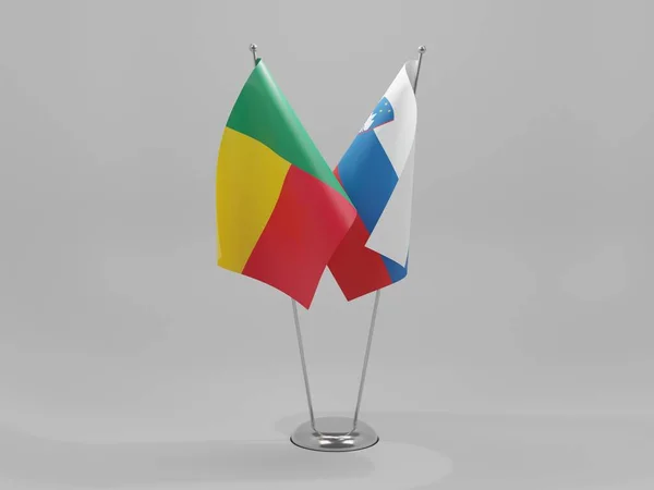 Eslovénia Bandeiras Cooperação Benin Fundo Branco Render — Fotografia de Stock