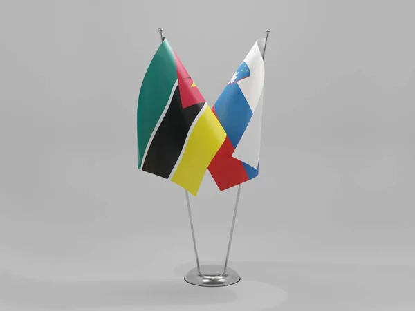 Eslovénia Moçambique Bandeiras Cooperação Fundo Branco Render — Fotografia de Stock