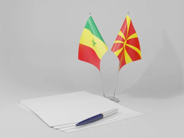 Macedónia Bandeiras Acordo Senegal Fundo Branco Render — Fotografia de Stock