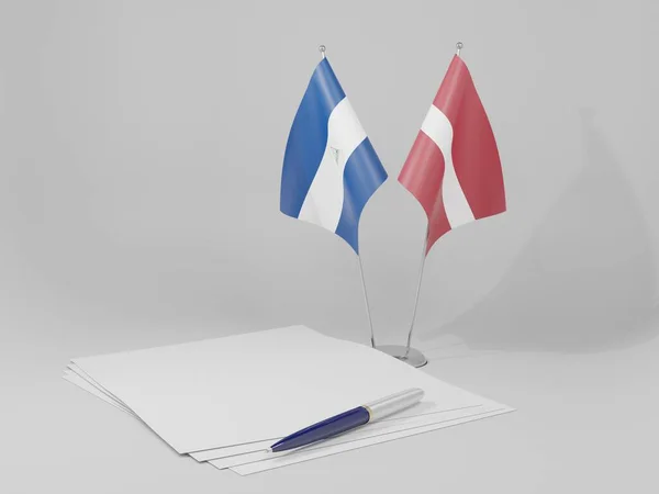 Letónia Nicarágua Acordo Bandeiras Fundo Branco Render — Fotografia de Stock
