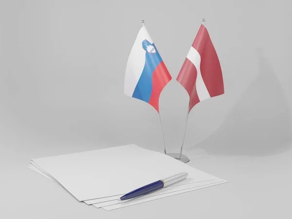 Letónia Eslovénia Acordo Bandeiras Fundo Branco Render — Fotografia de Stock