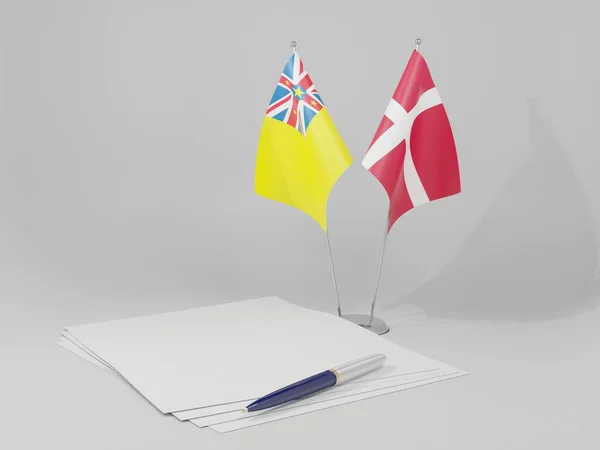 デンマーク Niue Agreement Flags White Background 3Dレンダリング — ストック写真