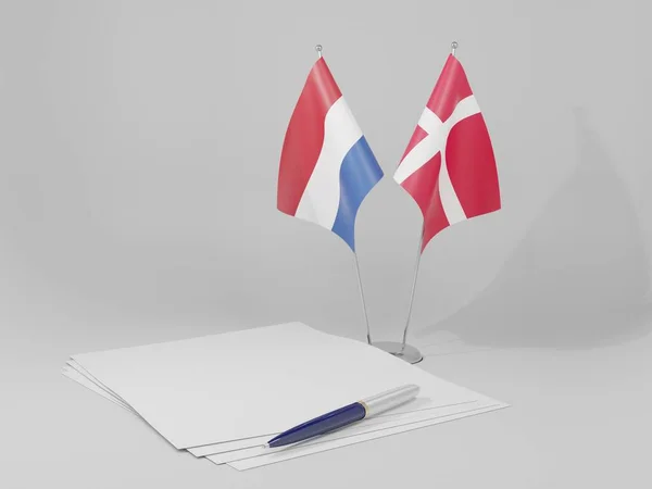 デンマーク オランダの協定旗 白い背景 3Dレンダリング — ストック写真