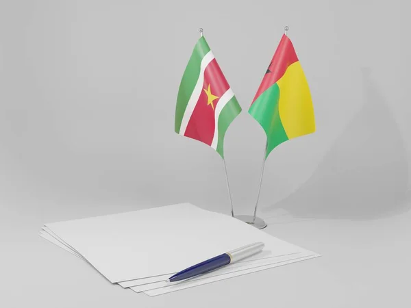 Guinea Bissau Banderas Del Acuerdo Surinam Fondo Blanco Render — Foto de Stock