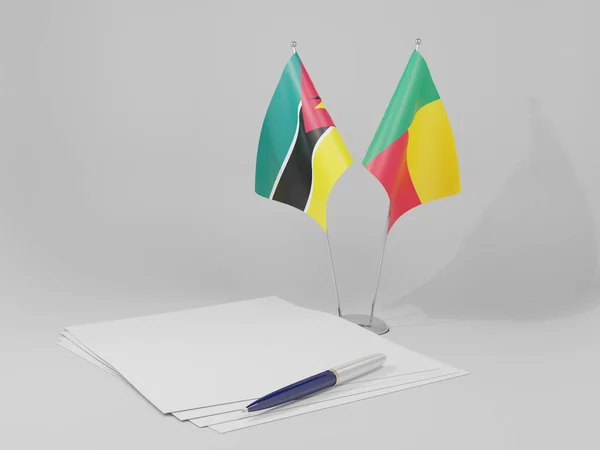 Benin Banderas Del Acuerdo Mozambique Fondo Blanco Render —  Fotos de Stock