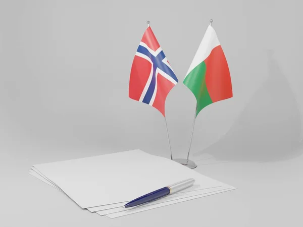 Bandeiras Acordo Madagáscar Noruega Fundo Branco Render — Fotografia de Stock