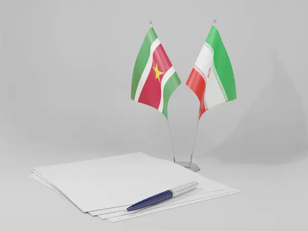 Irã Bandeiras Acordo Suriname Fundo Branco Render — Fotografia de Stock