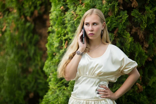 Young Pretty Blonde Girl Dress Talking Phone Thuja Street Summer — Stock Photo, Image