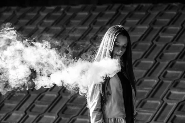 Vape Teenager Young Cute Girl Casual Clothes Smokes Electronic Cigarette — Stock Photo, Image