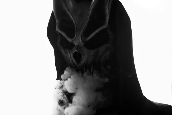 Vape Man Devil Mask Och Huva Röka Elektronisk Cigarett Utomhus — Stockfoto