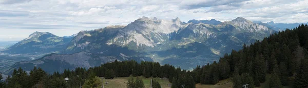Paisaje Montaña Los Alpes Suizos Por Encima Maienfeld Con Muchos —  Fotos de Stock