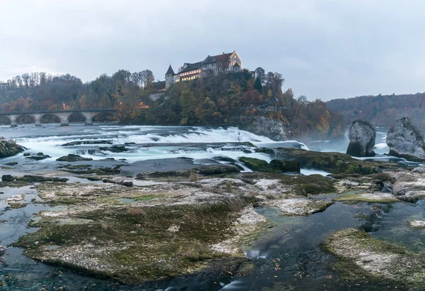 Pemandangan Panorama Malam Hari Air Terjun Rhine Dan Kastil Laufen — Stok Foto