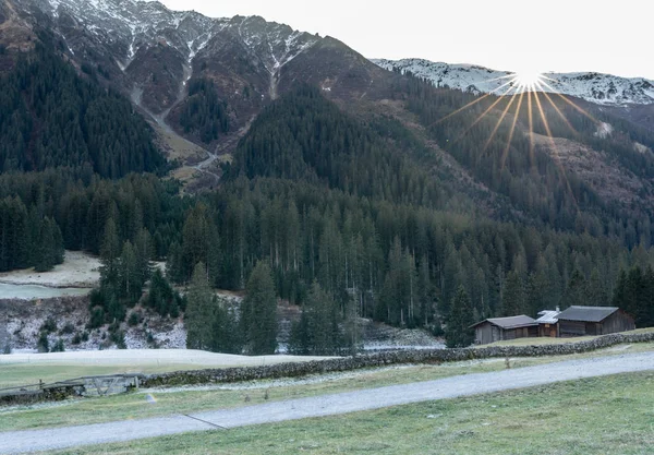 Mountain Landscape Valley Forest Snow Capped Mountain Peaks Old Rock — Stock Photo, Image