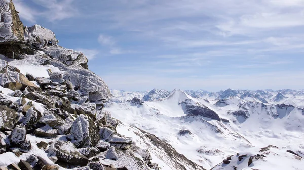 Zimowy Krajobraz Górski Paśmie Górskim Silvretta Alpach Szwajcarskich Między Scuol — Zdjęcie stockowe