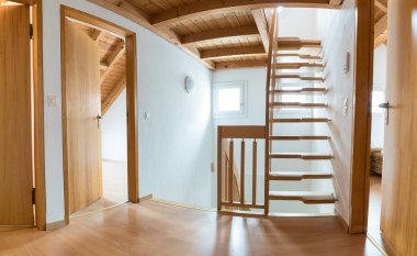 merdiven çok katlı daire boş ve tadilat ve yenileme çalışmaları sonra içine taşımak için hazır