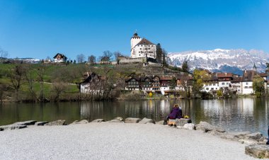 Werdenberg, Sg / İsviçre - 31 Mart 2019: turist zevk bir 