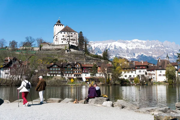 Werdenberg, Sg / İsviçre - 31 Mart 2019: turist zevk bir 