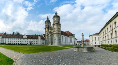 St. Gallen, SG/Isviçre-8 Nisan 2019: tarihi katedral