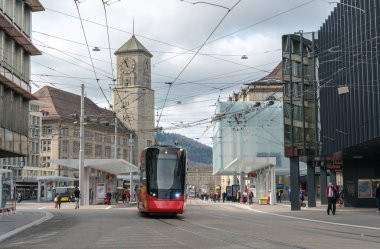 St. Gallen, SG/Isviçre-8 Nisan 2019: Sankt Gallen Tren