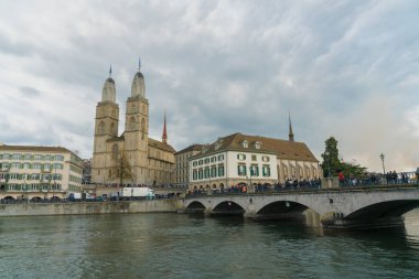 Zürih, zh/Isviçre-8 Nisan 2019: Zürih Cityscape ile 