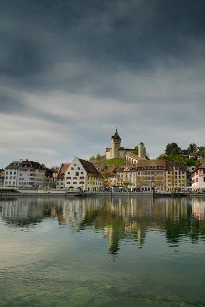 Vertikal vy över staden Schaffhausen i nordöstra Switze — Stockfoto