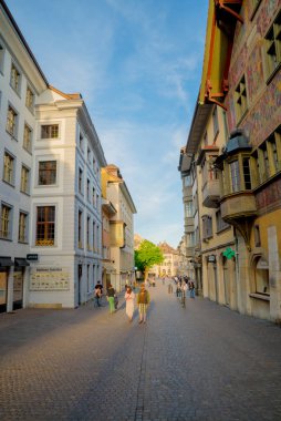 Schaffhausen, Sh / İsviçre - 22 Nisan 2019: turistler 