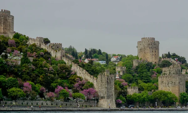 İstanbul, İstanbul Province / Türkiye: 19 Nisan, 2016: Rumeli