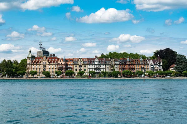 The old city of Konstanz on Lake Constance with historic buildin — Stock Photo, Image