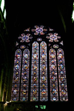 bir detay ile Dinant Notre Dame katedraliniç görünümü 