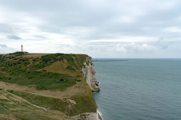 Vista do Farol Cap d 'Antifer na costa da Normandia — Fotografia de Stock
