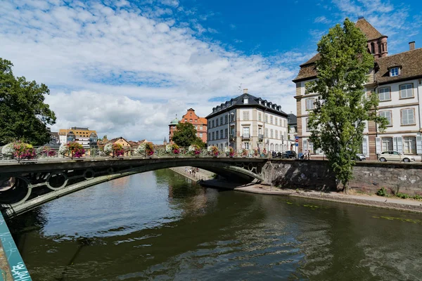 Centro storico e quartiere La Petite France a Strasburgo — Foto Stock