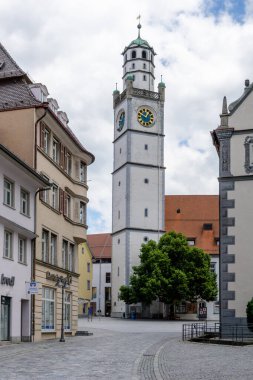 Ravensburg, BW / Almanya - 21 Haziran 2020: Güney Almanya 'da Ravensburg' daki tarihi Blaserturm Kulesi manzarası