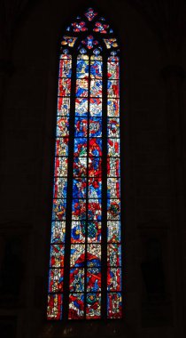 Ulm, BW / Almanya - 14 Temmuz 2020: Ulm 'daki tarihi bakanın vitray penceresi