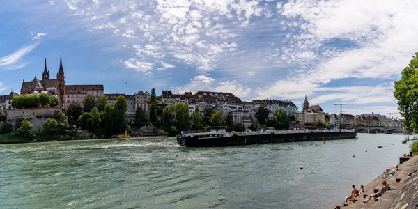 Basel Schweiz Juli 2020 Große Binnenschifffahrt Auf Dem Rhein Bei — Stockfoto