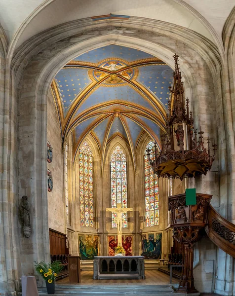 Esslingen Německo Července 2020 Vnitřní Pohled Oltář Sbor Kostele Fraunenkirche — Stock fotografie