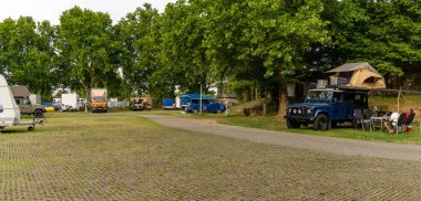 Stuttgart, BW / Almanya - 21 Temmuz 2020: Cannstatter Wasen kampı Stuttgart 'ın kalbinde