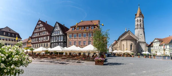 Schwaebisch Gmuend Germany Ιουλίου 2020 Όμορφα Σπίτια Και Καφετέριες Στο — Φωτογραφία Αρχείου