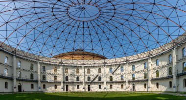 Leipzig, Saksonya / Almanya - 12 Eylül 2020: Leipzig 'deki Panometre binasının manzarası