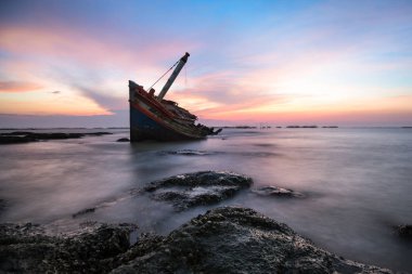 Batık veya plajda wrecked botu