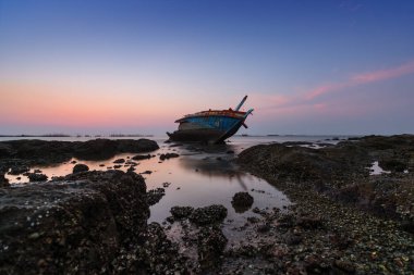 Batık veya plajda wrecked botu