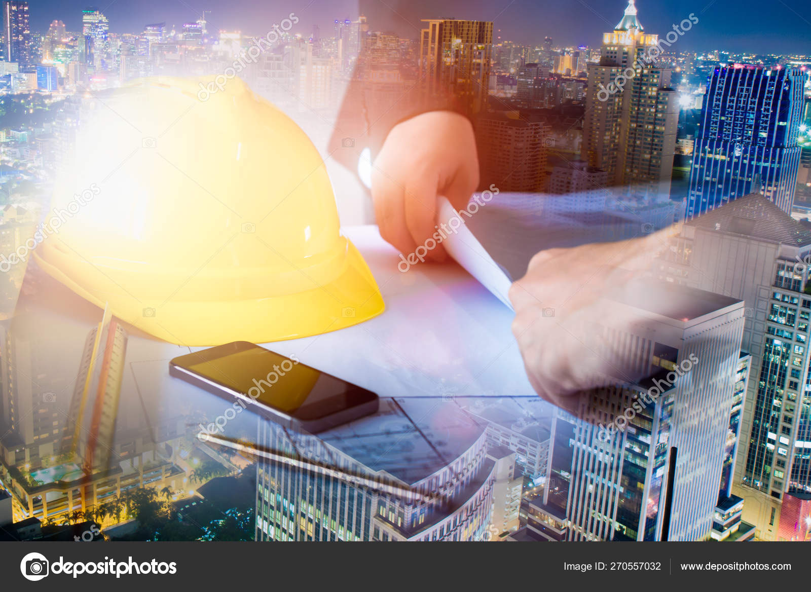 Doble Exposición Ciudad Discusión Ingeniería Con Proyecto Escritorio  Gestión Construcción — Foto de stock #270557032 © kokliang, image size:1600x1168