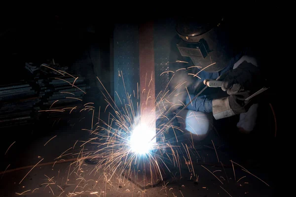 Welding Skills Training Welder Protective Mask Welding Steel Metal Part — Stock Photo, Image
