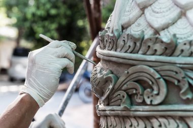 Tayland atölyesinde Sanatçı nın El eserleri için Sıva. Tayland'da Sıva Heykel hakkında çalışma Asya biridir.